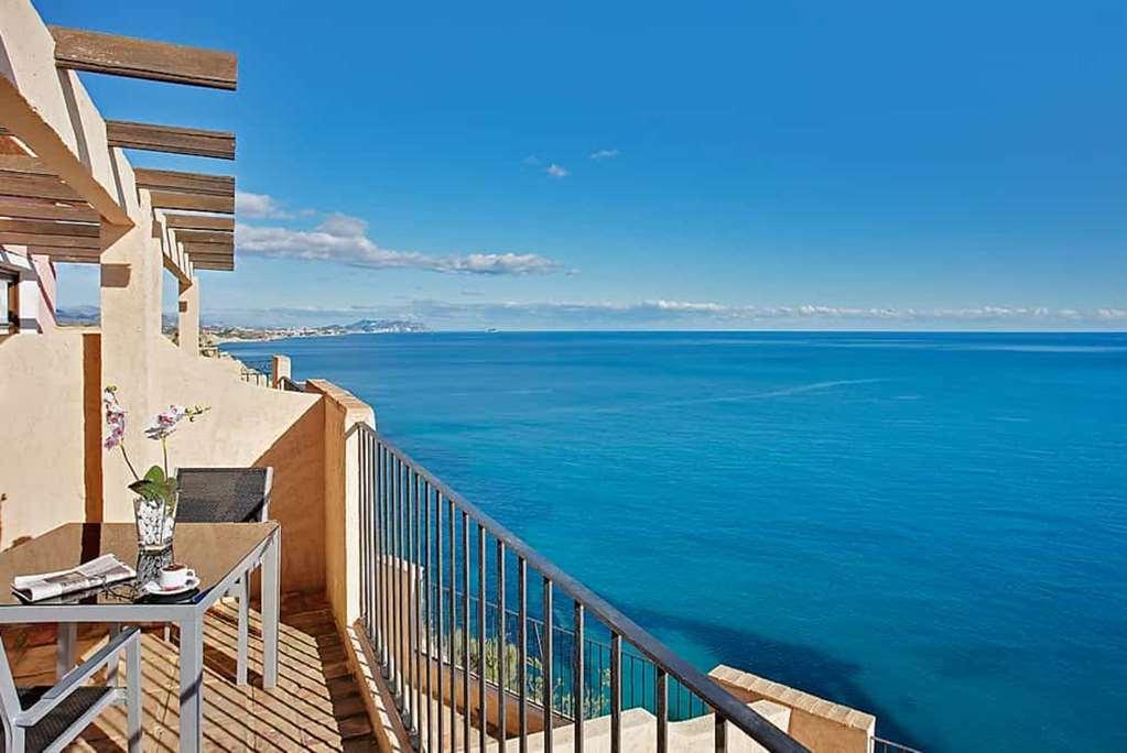 Occidental Pueblo Acantilado El Campello Oda fotoğraf